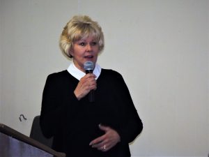 MP Cheryl Gallant hosts town hall meeting