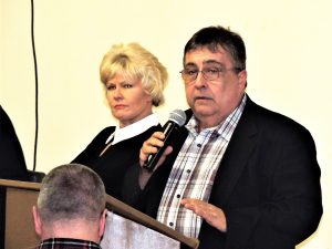 MP Cheryl Gallant hosts town hall meeting in Cobden