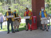 Beachburg Lions Club donates lunch to Country Haven workers