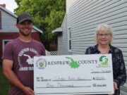 Renfrew County Junior Farmers donate $2,000